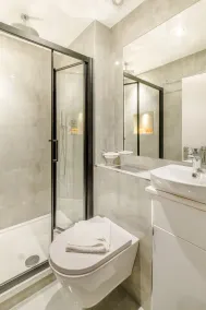 Reem Hotel - Bad