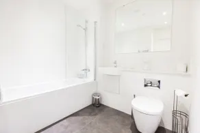 Luxury One Bedroom Serviced Apartment in the Heart of Bedford - Badeværelse