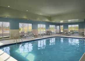 Holiday Inn Express & Suites - Lockport by IHG - Piscine