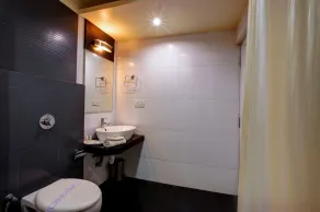 Hotel Arafa Inn - Bathroom