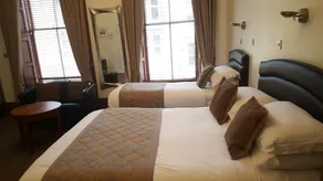 McLays Guest House - Rom