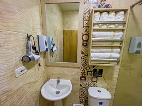 AMGES - Bathroom