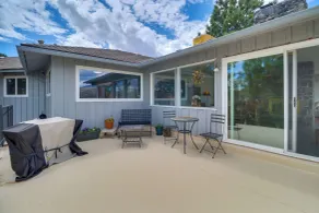 Mid-century Home on Canyon-edge With Stellar Views - Interiør