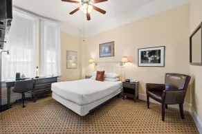 The Andrews Hotel - Chambre