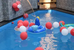 Hotel Seven Sky - Pool
