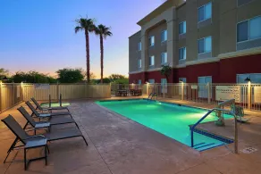 Hampton Inn & Suites Ridgecrest - Piscine