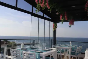 The Lavington Hotel - Restaurant
