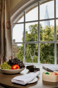 The LaLit London - Vue de la chambre