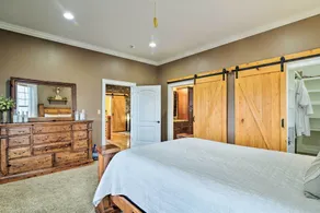 The Barn House: Caldwell Mtn Retreat w/ Hot Tub! - Interiør