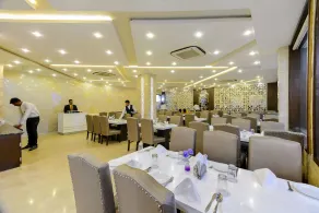 Palm Galaxy - Restaurant