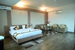 HOTEL GENISTA INN - Rum