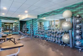 Days Inn & Suites by Wyndham West Edmonton - Salle de remise en forme