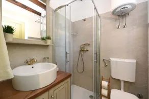 Villa Laurana ZadarVillas - Badeværelse