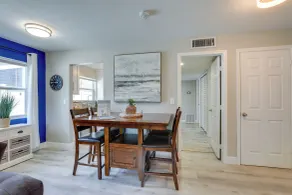 Coastal Sarasota Condo: Minutes to Beach! - Interior