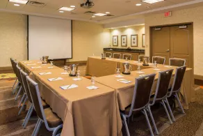 Hilton Garden Inn Charlottesville - Piscine