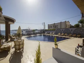 Akkan Beach Hotel - Pool