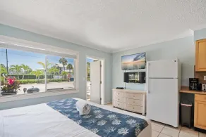 A Tropical Breeze Beach Club - Anna Maria Island - Chambre