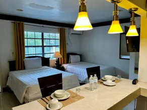 Colony Club Inn & Suites - View from room