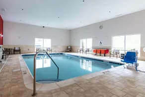 Holiday Inn Express & Suites Ironton by IHG - Pool