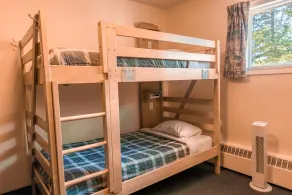 HI Banff Alpine Centre - Hostel - Room