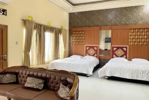 Hotel Ramayana Garut - Room