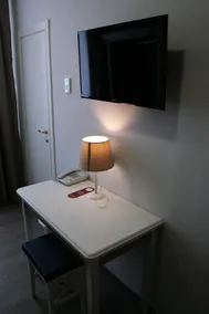 Hotel Magenta - Room
