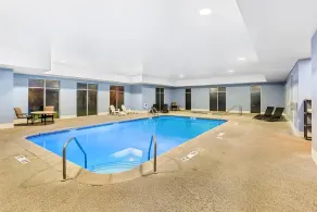 Suburban Studios Fort Dodge - Piscine