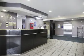 Microtel Inn & Suites by Wyndham Meridian - Réception