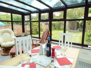 27 Swan Street - Dining