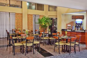 Holiday Inn Express Hotel & Suites Lawrenceville by IHG - Restaurant