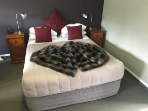 Lakefront Lodge - Chambre
