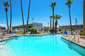 Red Roof Inn Tucson Downtown - University - Pool