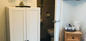 Lochside Guest House - Baño