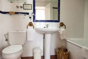 Hotel Casona El Arral - Bathroom
