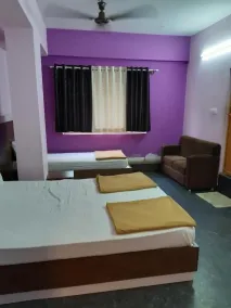 Sapphire Inn - Quarto