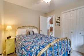 Bayfront Home w/ Dock & Deck in Wolcott! - Innvendig