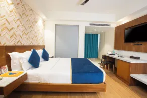 The Orion Plaza - Nehru Place - Room