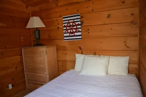 Camp Mack Lodge, Marina & RV Resort - Quarto