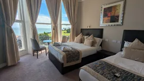 Alexandra Hotel - Room