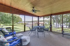 On Lake Tillery: Spacious Home w/ Screened Porch! - Innenbereich