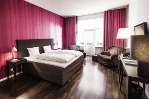 First Hotel Grand - Room