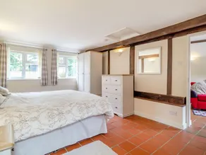 The Nest Box - Room