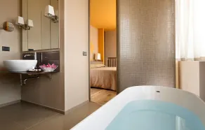 Titano Suites - Room