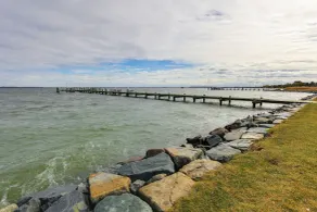 Chesapeake Bay Views & Private Deck: Cozy Cottage - Interiør
