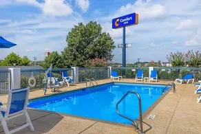 Comfort Inn Meridian - Bonita Lakes - Piscine