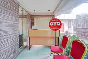 OYO Life 90791 Royale Margorejo - Reception
