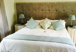 Sandra's Guest House - Room