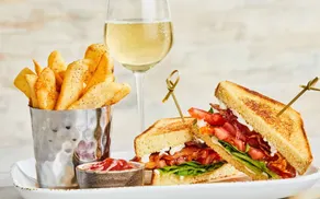 Courtyard by Marriott Raleigh North - Restaurant