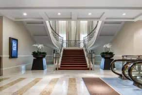 Omni Providence - Hall