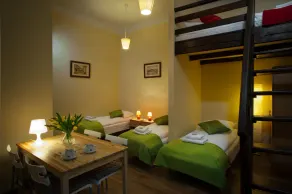 Station Aparthotel - Room